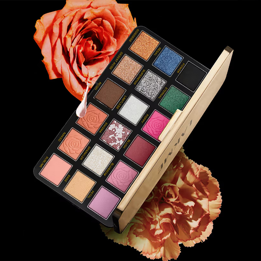 Lakmē Rouge Bloom Eyeshadow Pro-Palette