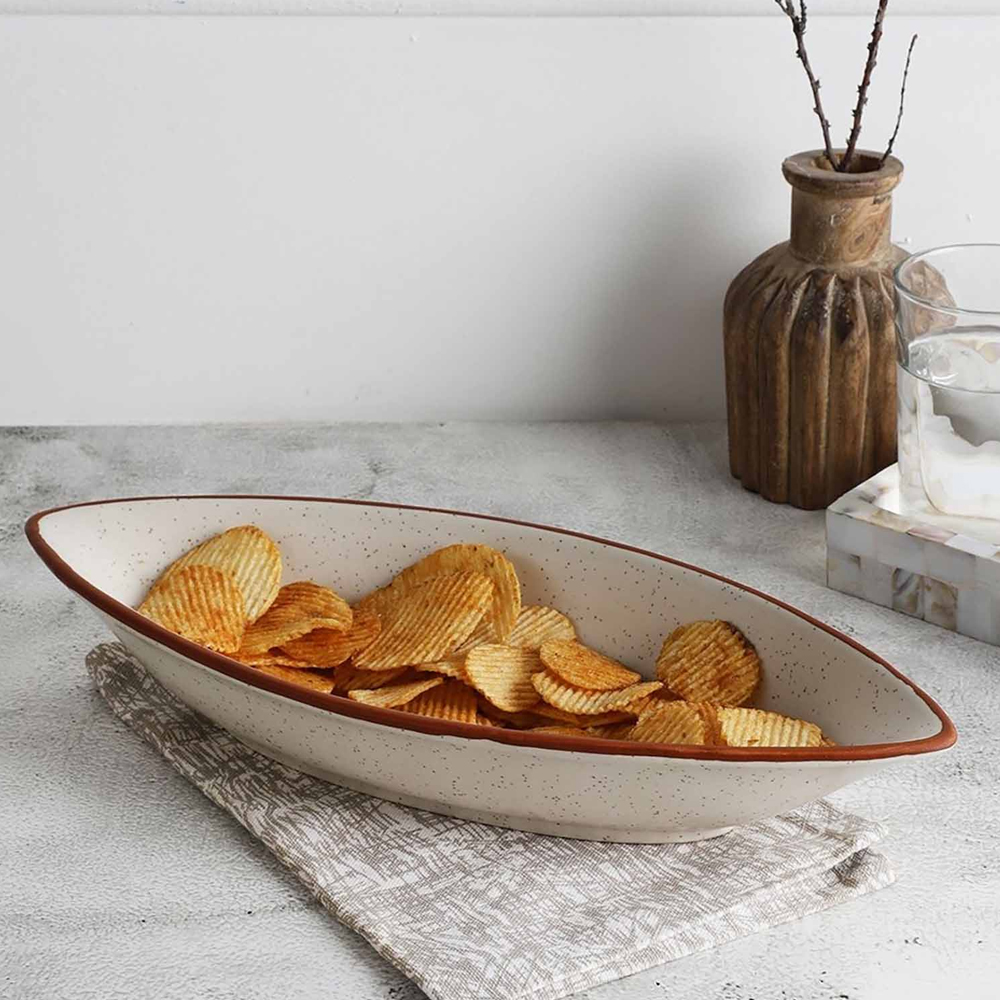 VarEesha White Matt Hand-Made Ceramic Boat Serving Bowl