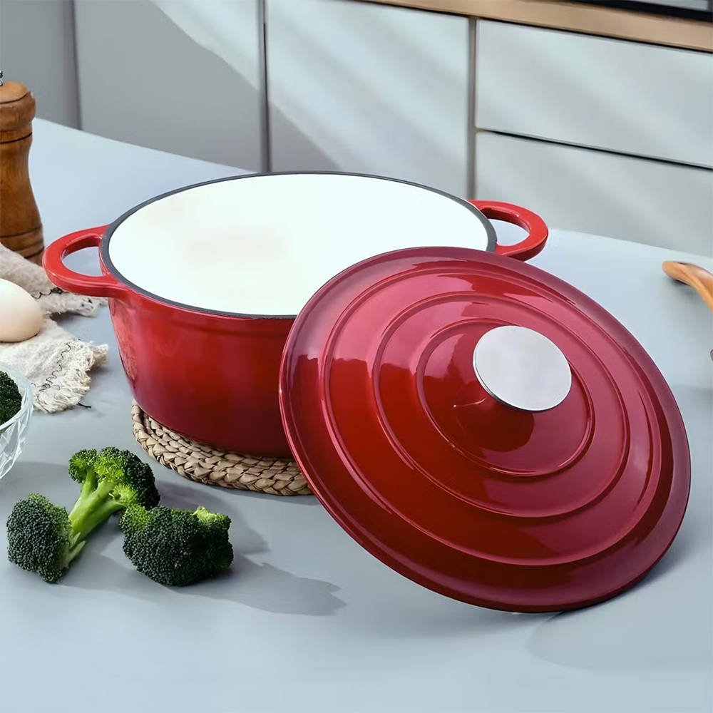 The Better Home Dutch Oven Red