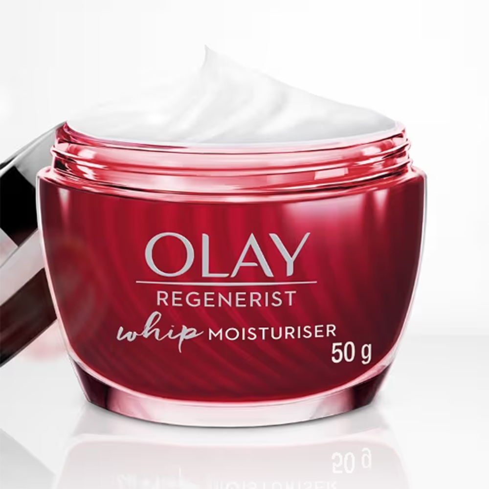 Olay Regenerist SPF 30 Whip Cream - Hyaluronic Acid- Pentapeptides