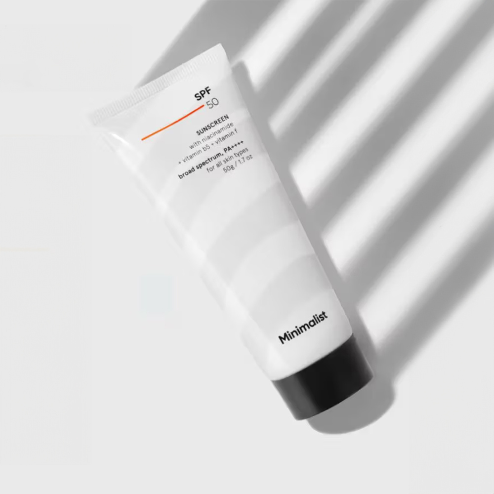 Minimalist SPF 50 PA++++ Sunscreen With Niacinamide - Lightweight & No White Cast For All Skin Types