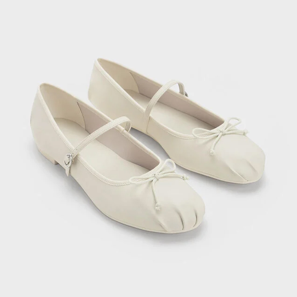Emiko Bow Mary Jane Flats - Chalk