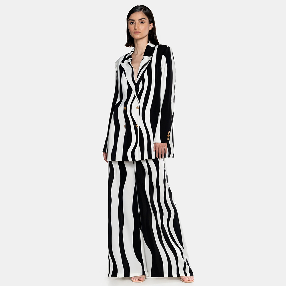 Fluid Graphic Oversized Suit