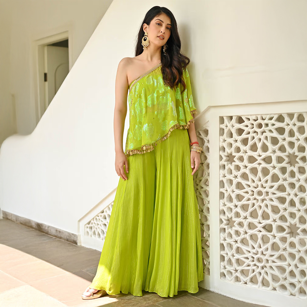 Urbanstree Siya Co-Ord (Set of 2)