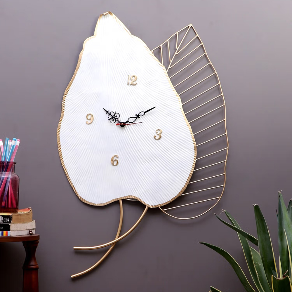 Amaya Decors Double Leaf Wall Clock