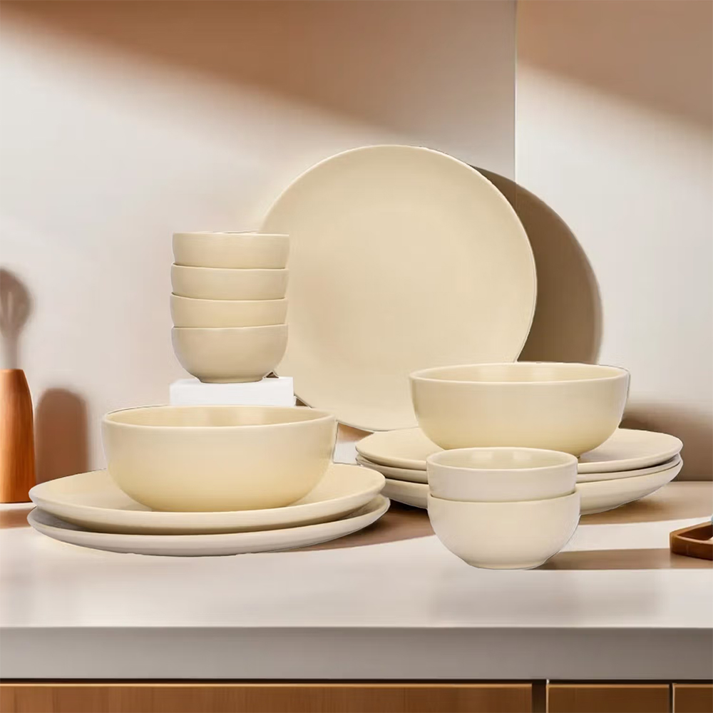The Better Home Ceramic Dinnerware Cream Set (14Pcs)