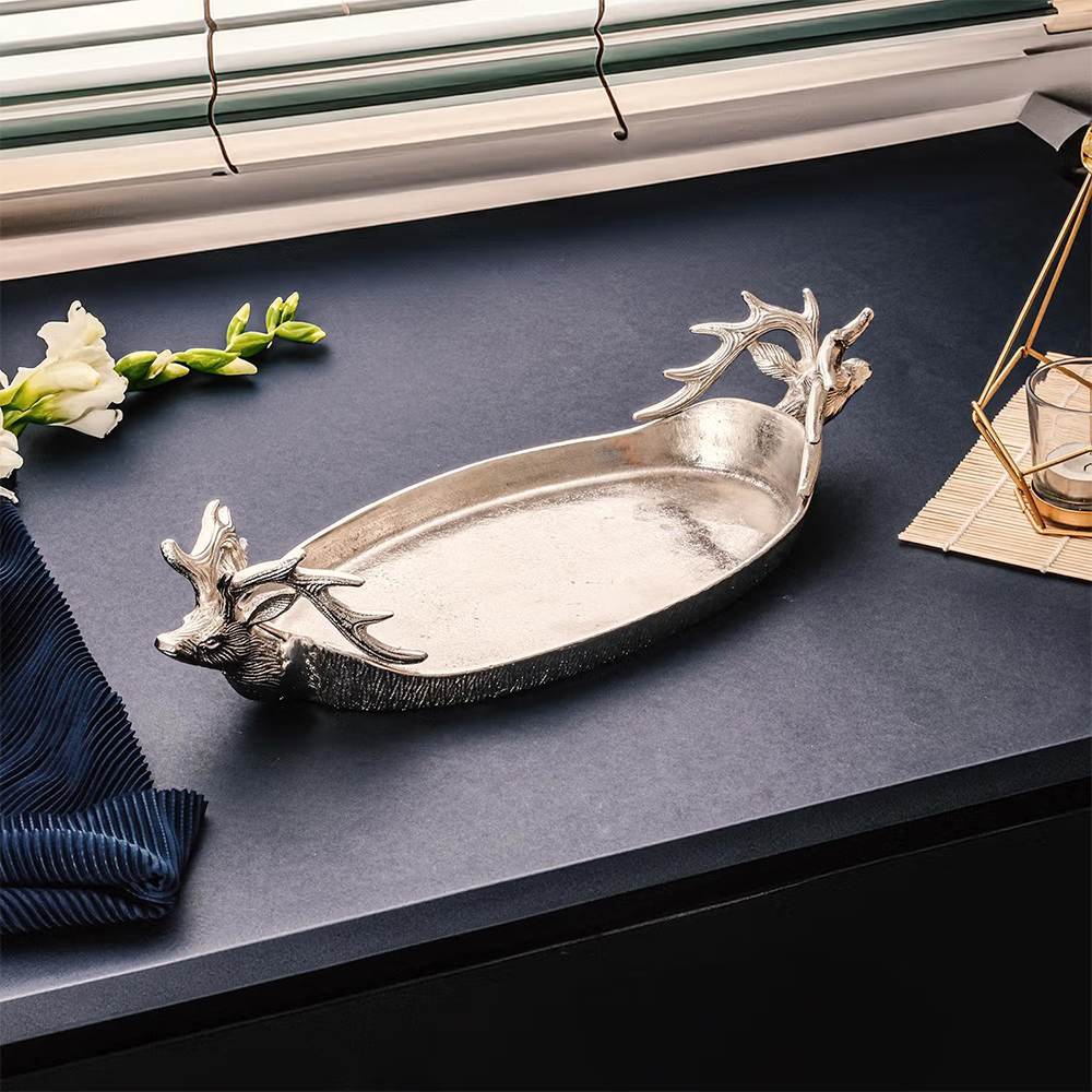 Trovea's Elegant Deer Design Serving Tray - Nature-Inspired Elegance