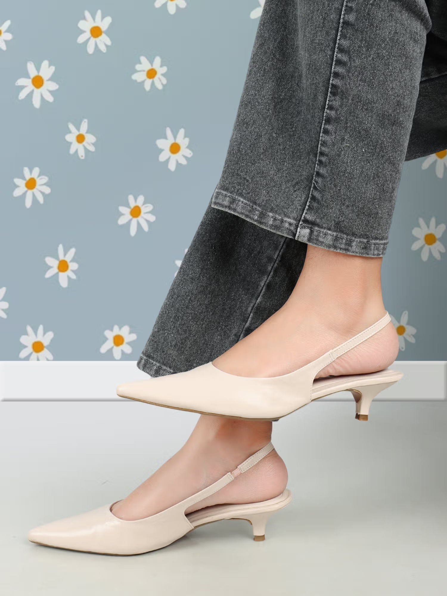 ELLE Cream Women Solid Mules