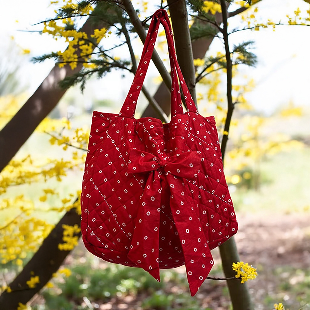 That Romeo Red Bandhani Quilted Tote Bag