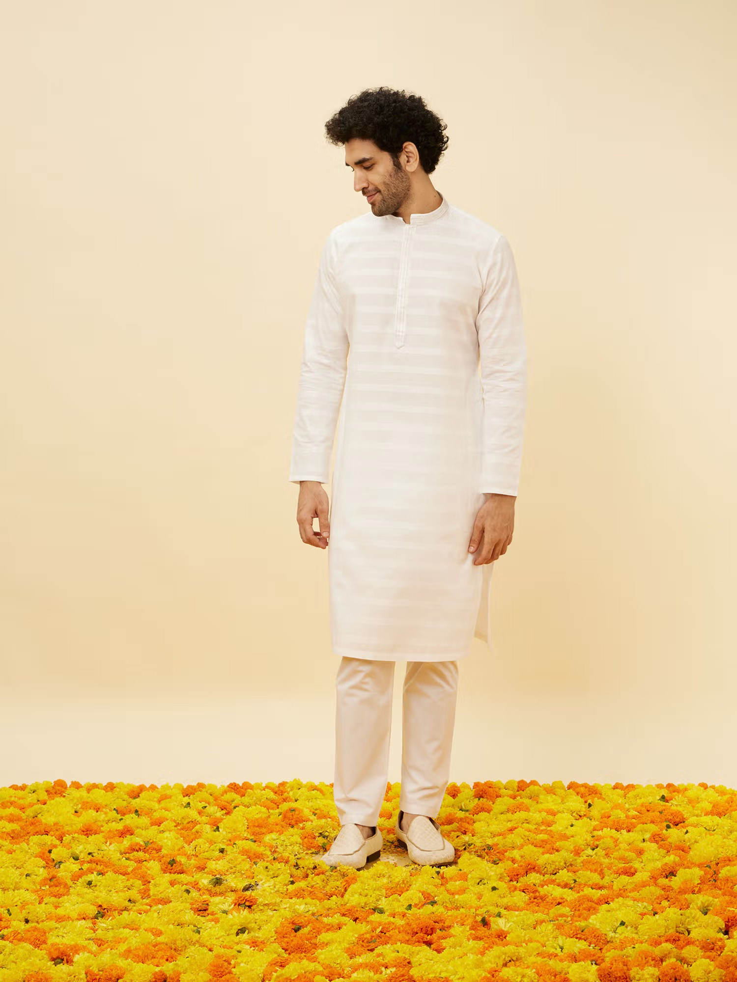 Manyavar Mens White Cotton Kurta Pyjama (Set of 2)