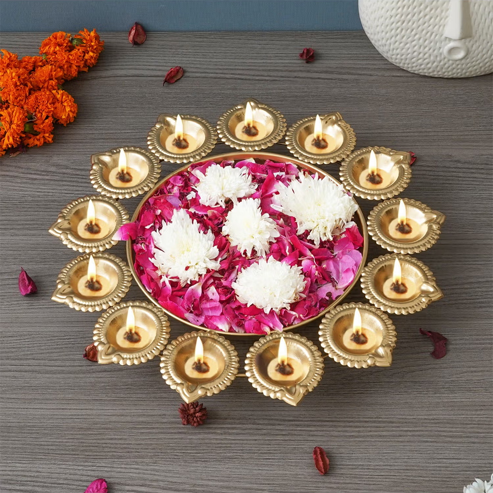 eCraftIndia Golden Handcrafted Designer Urli with 13 Diyas