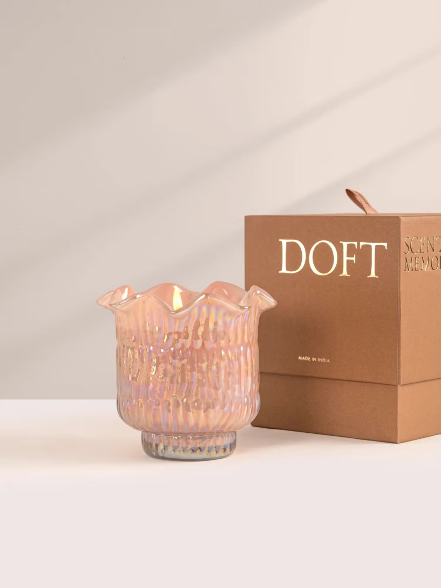DOFT Flower Cut Peach Tuberose & Orchid Votive Candle