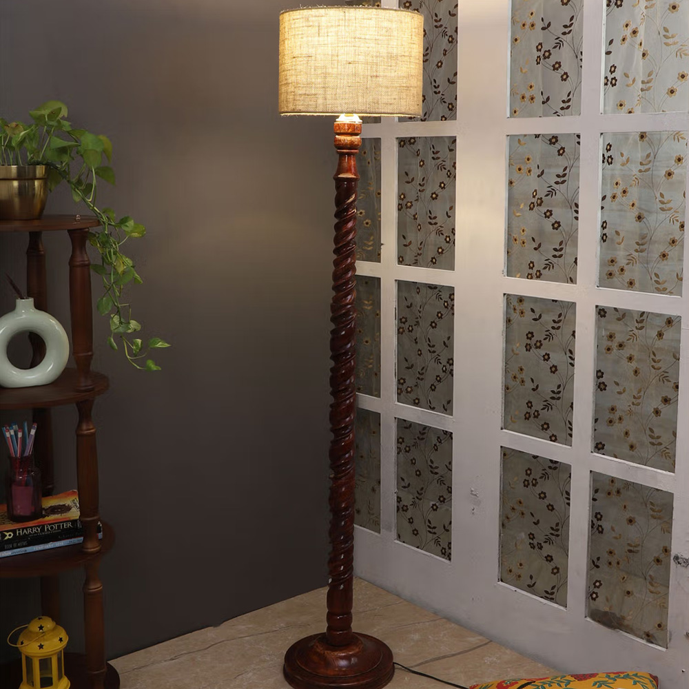 Tu Casa Moba Floor Lamp