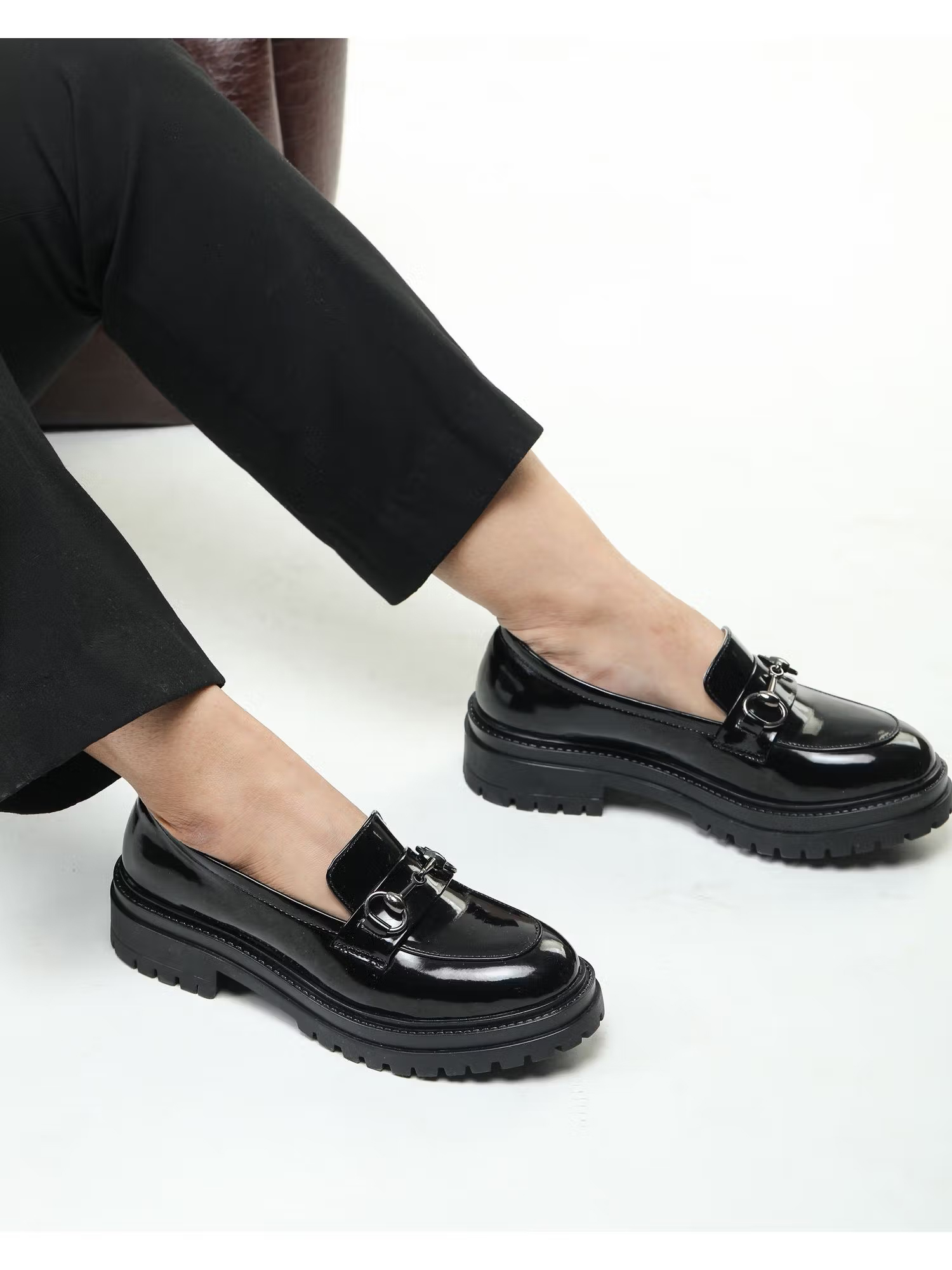 Black Chunky Solid Lofers