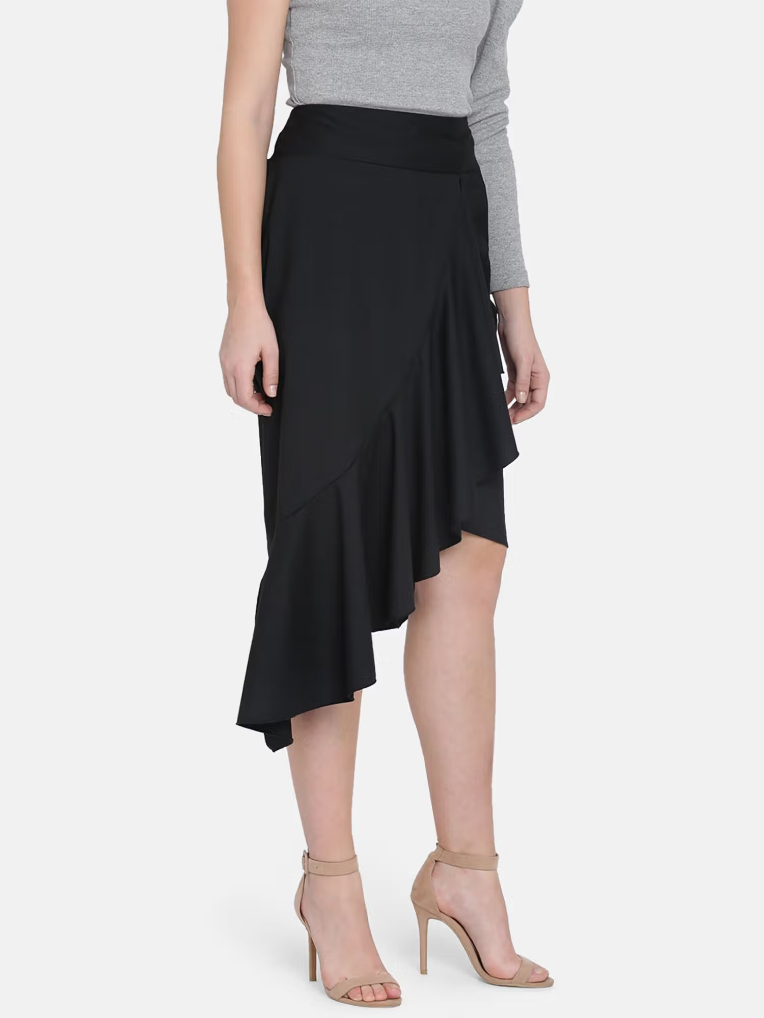 IS.U Black Ruffle Skirt